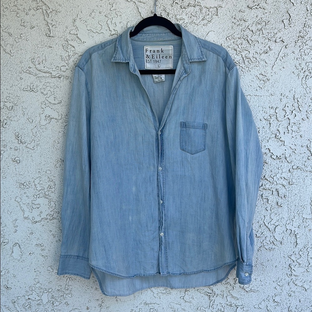 Frank & Eileen Light Blue Chambray Shirt